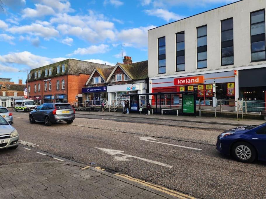 Charming New 2Br Detached House-Central Headington- Wi-Fi, Netflix, Top Location 牛津 外观 照片